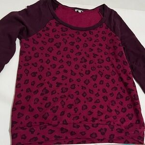 Splendid leopard print maroon sweater size medium.